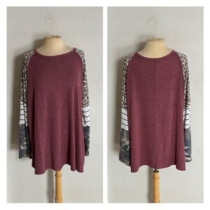 ❤️$10 Haptics top